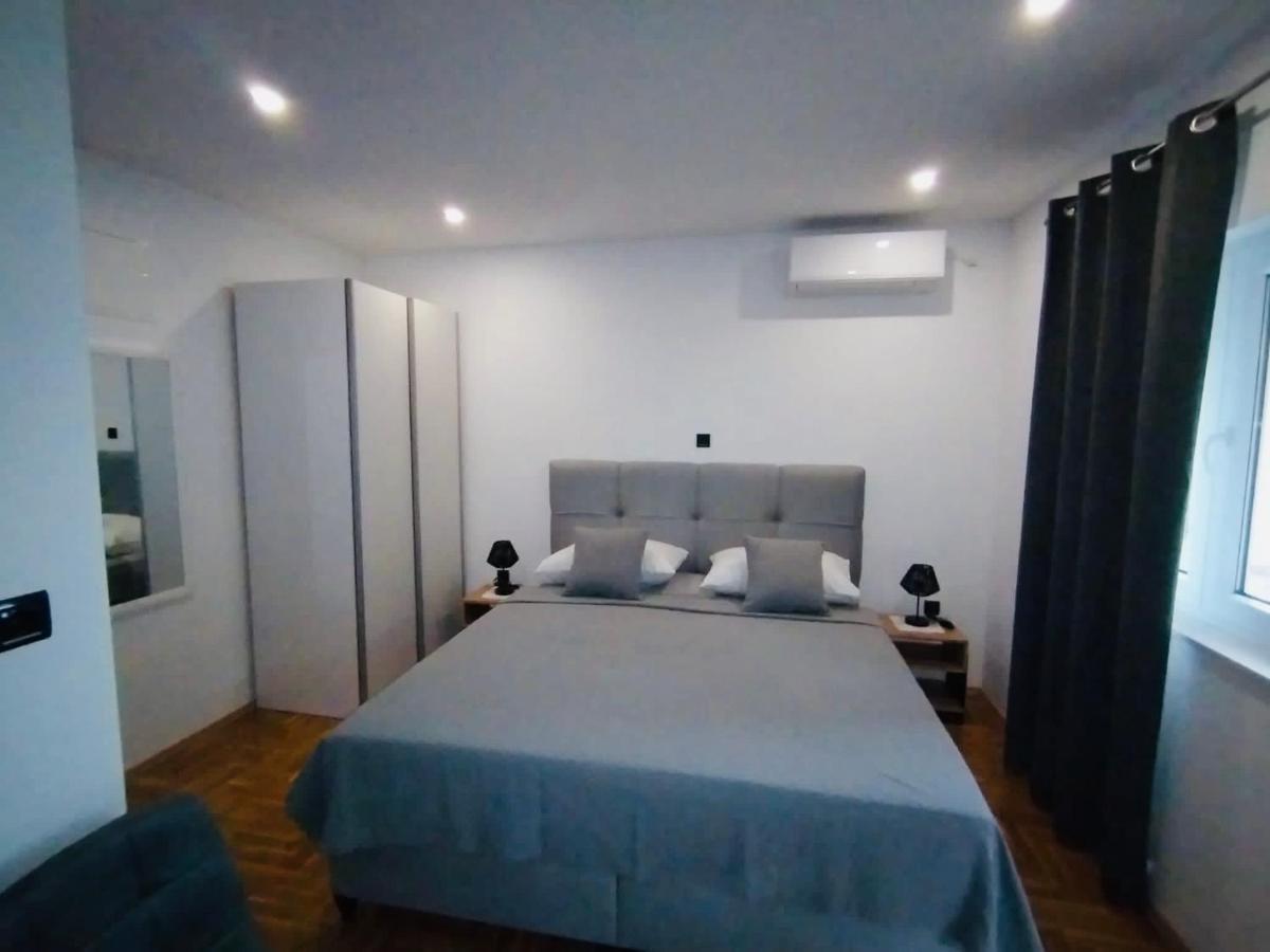 Apartment Aurora フヴァル エクステリア 写真